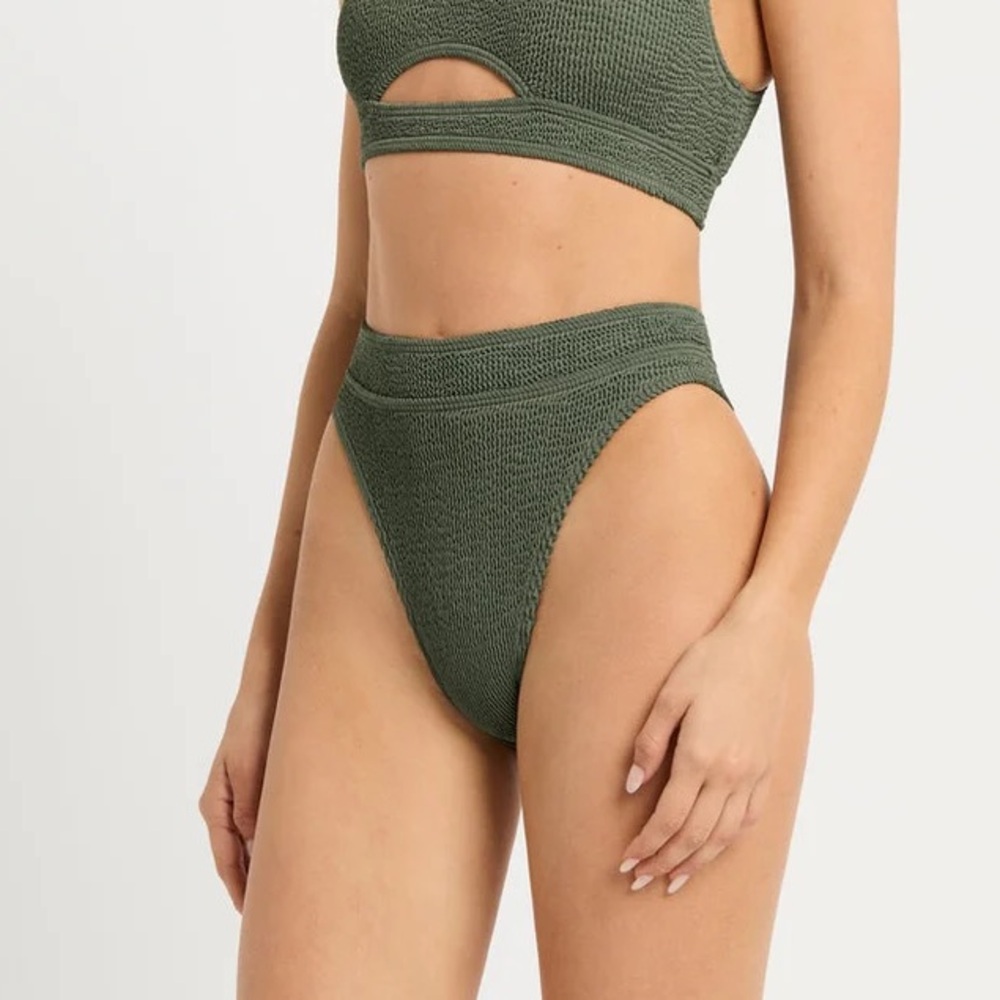 NWT Bond-Eye Savannah Bottoms in Khaki